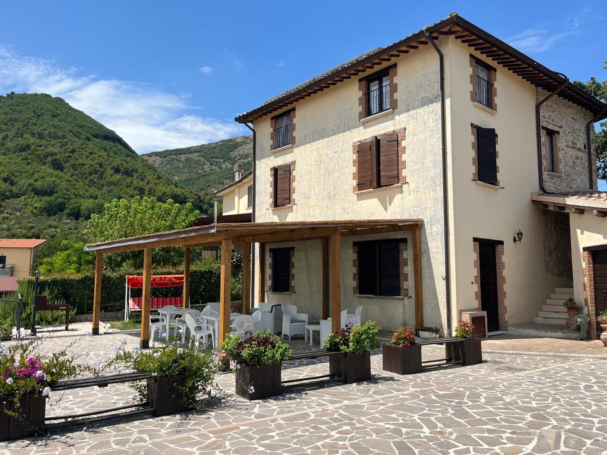Casa Vacanze Vecchio Frantoio Residenza Leccino Spoleto Buitenkant foto